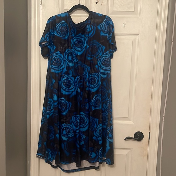 Blue floral dress - Picture 3 of 4